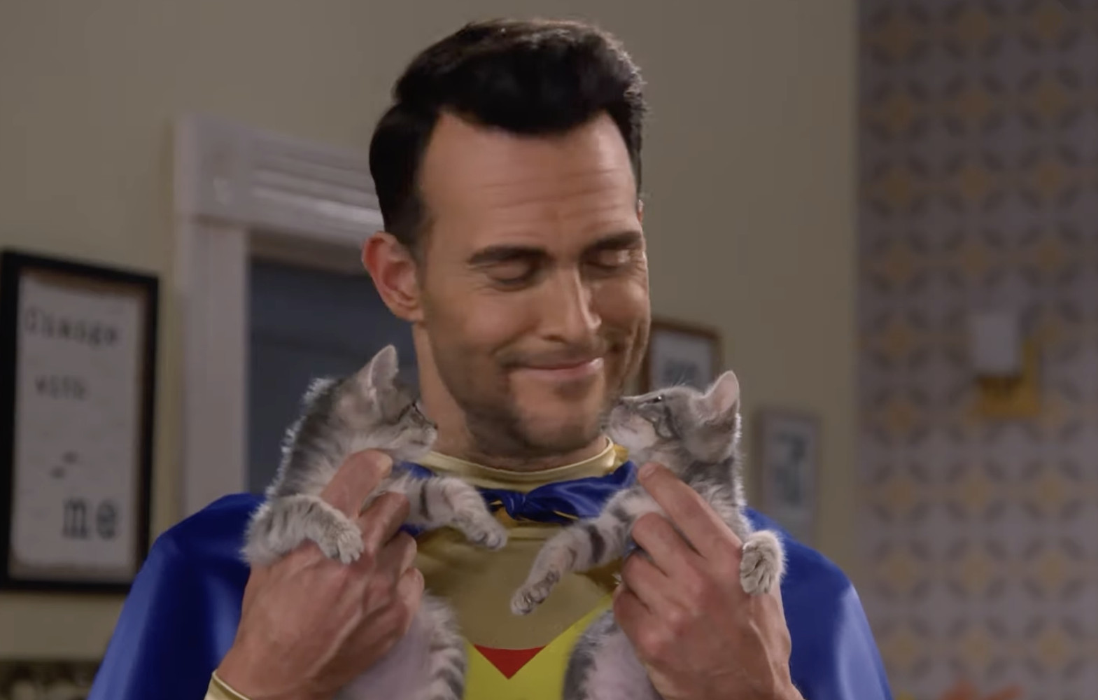 Call Me Kat wurde gecancelt, doch Cheyenne Jackson könnte nicht