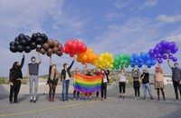 Coming Out Day auf dem Regenbogenhaus in Zürich