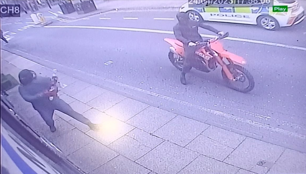 Dritte Attacke auf Adult Store in Manchester in nur 6