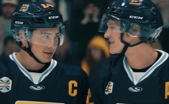 Du wolltest in der berühmten Heated Rivalry-Hütte übernachten - wird schwierig...