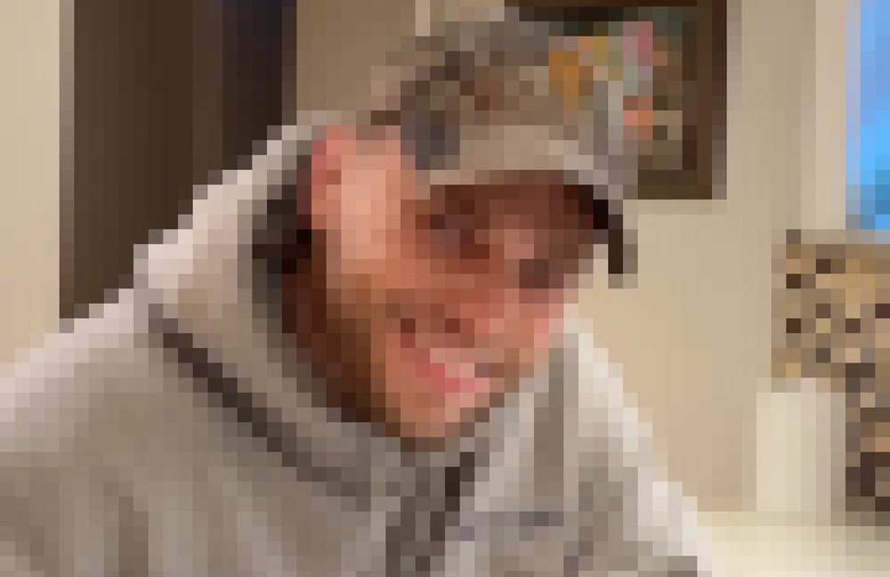 Ein queerer Profi-Sportler will zu Heated Rivalry 2 und eine mögliche Überraschung