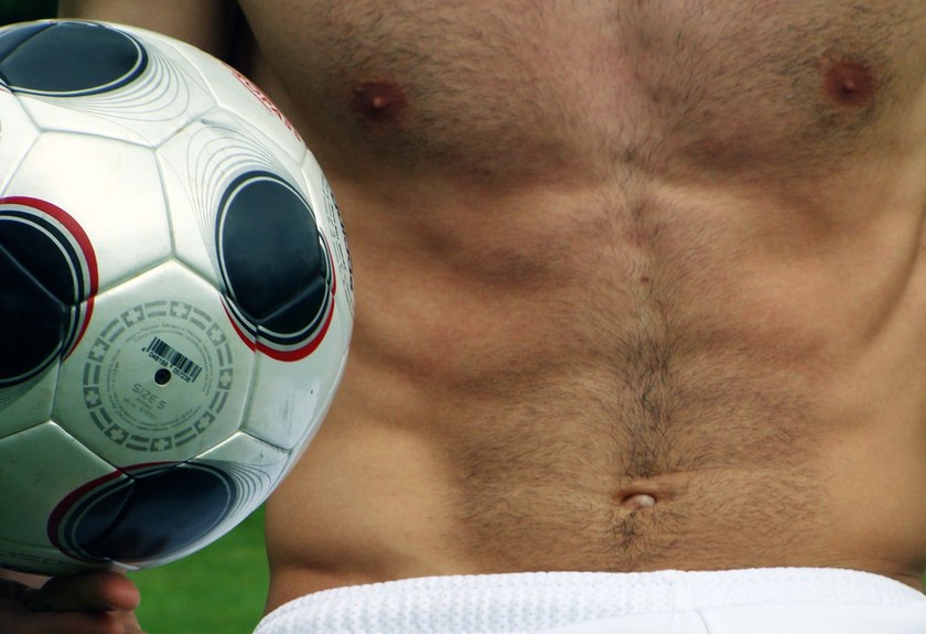 Fussball-Fans würden sich über Oben-Ohne-Fussballer freuen...