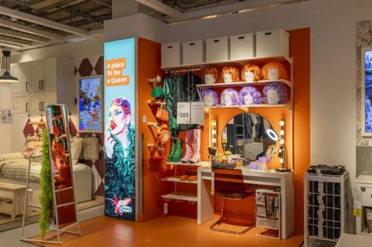Ikea im Zentrum Londons eröffnet - inklusive Drag Queen Corner