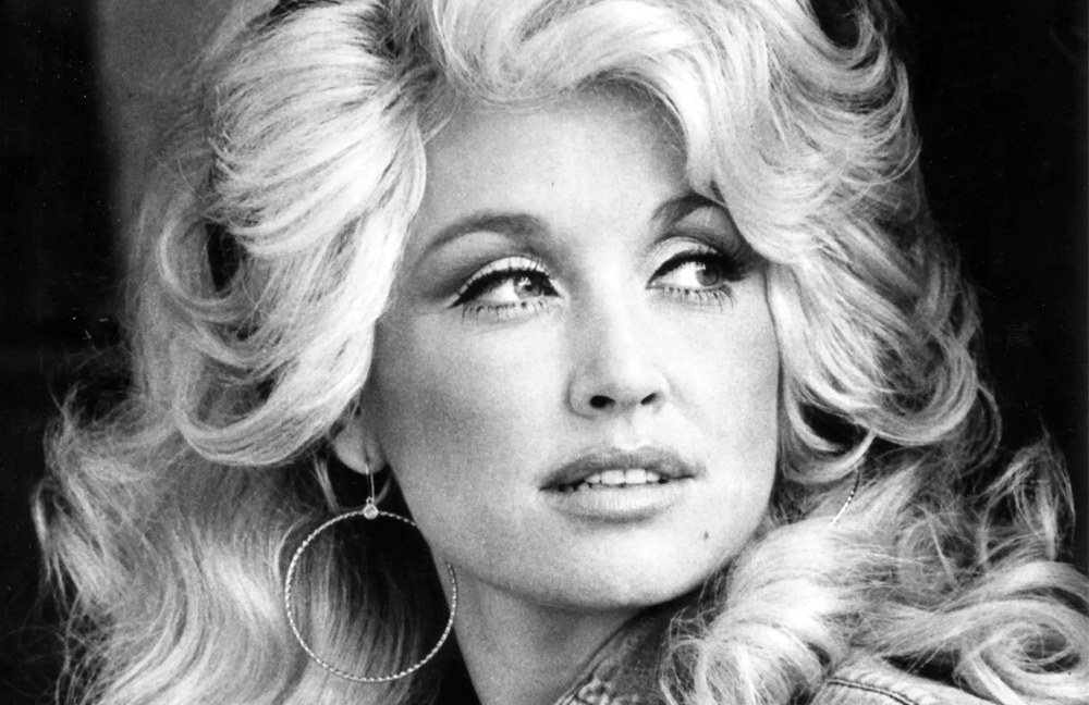 Könnte der Flughafen Nashville bald nach Dolly Parton benannt werden?