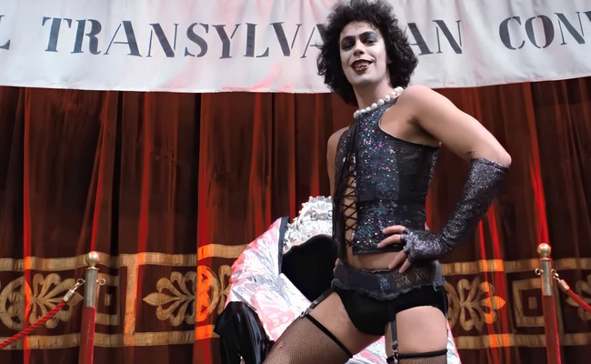 Kult-Schauspieler Tim Curry im Alter von 80 Jahren gestorben