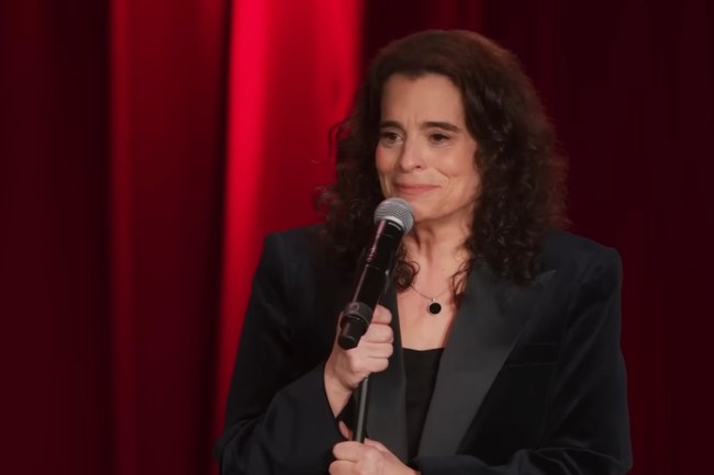 Lesbische Comedian entschuldigt sich für Auftritt in Saudi Arabien