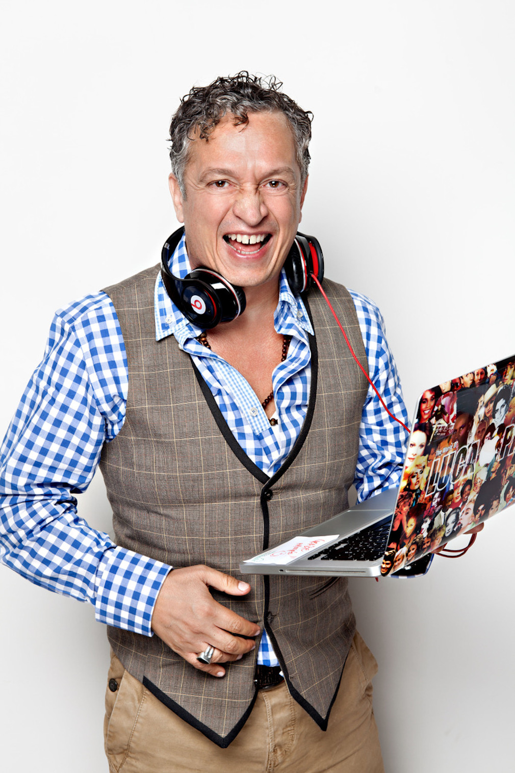 Listen Die Luca PapiniStory — GAY.CH · Alles bleibt anders!