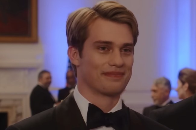 Nicholas Galitzine hat mächtig an Muskeln zugelegt...