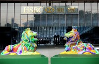 Rainbow-Löwen bei HSBC Hong Kong...