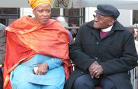 Tochter von Desmond Tutu heiratet Lebenspartnerin