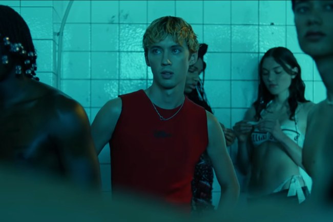 Troye Sivan kündigt neue Ära an... mit neuem Underwear-Pic