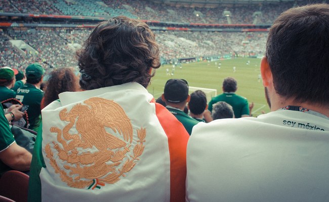 Und sie könnens nicht lassen... wieder queerfeindliche Sprechchöre während Fussballmatch