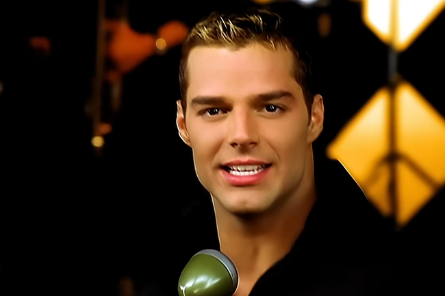 Watch: Ricky Martin schreibt MTV Geschichte...