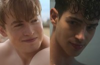 Was für ein Duo: Manu Ríos und Kit Connor stehen zusammen vor der Kamera