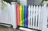Watch: 250 Dollar Busse pro Tag für diesen Gartenzaun...