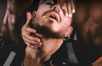 Watch: Adam Lambert ziehts wieder auf den Dancefloor