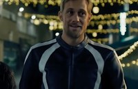 Watch: Alexander Skarsgård stellt am ZFF seinen queeren Film Pillion vor
