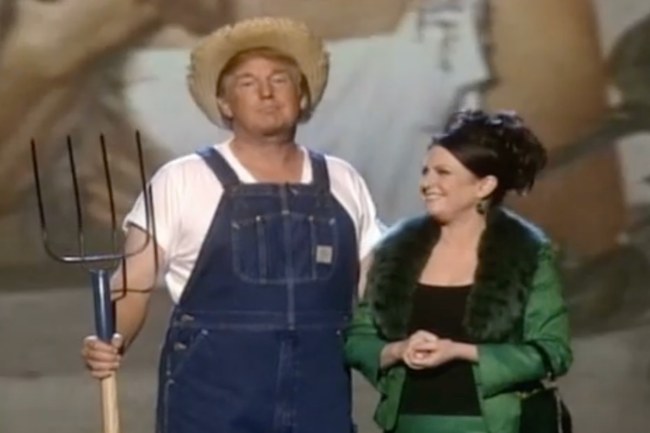 Watch: Als Donald Trump mit Megan Mullally aka Karen Walker auf der Emmy-Bühne sang