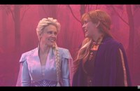 Watch: Also doch, Elsa in Frozen II ist gay...
