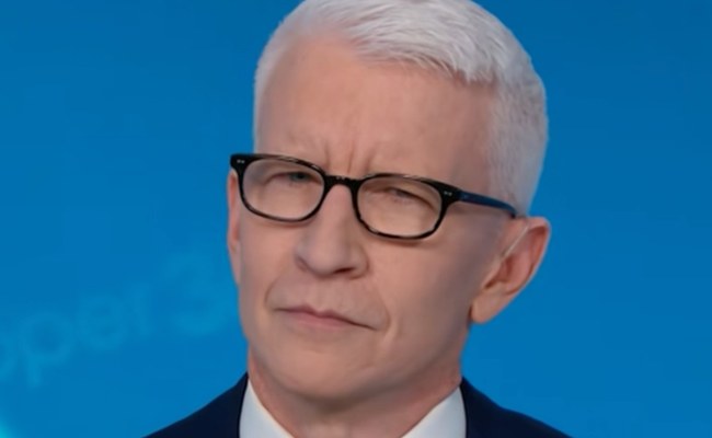 Watch: Anderson Cooper macht sich über Trumps Kommentare über Männerkörper lustig