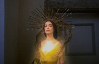 Watch: Anne Hathaway wird zur Pop-Göttin