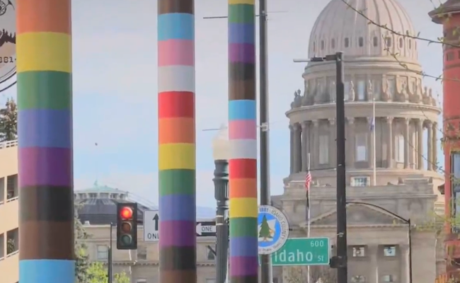 Watch: Boise wird kreativ um Pride-Fahnen-Verbot zu umgehen