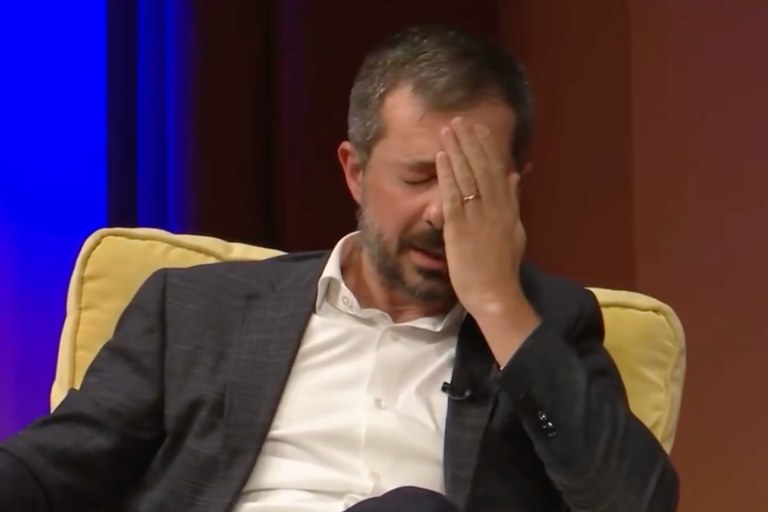Watch: Buttigieg reagiert auf Tucker Carlsons Theorie, dass er eigentlich hetero sei...