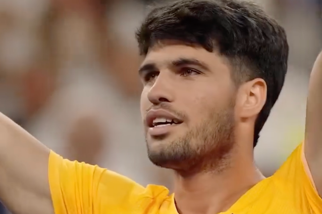 Watch: Carlos Alcaraz - die Weltnummer 1 im Tennis - verzückt wieder seine Fans