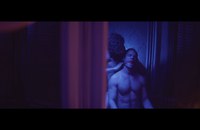 Watch: Chem Sex im neuen Natti Vogel-Clip mit Matthew Wilkas