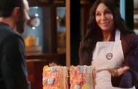 Watch: Cher macht Werbung für neue Streaming-Plattform