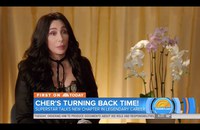 Watch: Cher teilt wieder gegen Trump aus