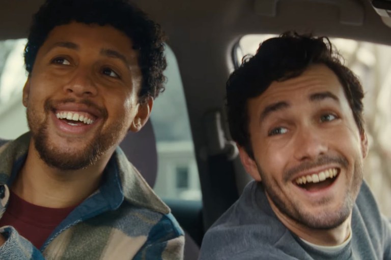 Watch: Comedian Jaboukie Young-White spielt in The Threesome mit