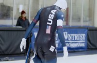 Watch: Congrats - dieser schwule Speedskater gewann eben eine WM-Goldmedaille