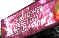 Watch: CSD unter Druck: Wie queere Menschen sich wehren