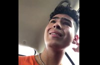 Watch: Das tränenreiche Coming out von Alejandro