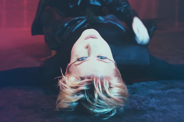 Watch: Der Countdown für Robyns neues Album läuft...