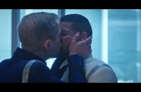 Watch: Der erste schwule Kuss bei Star Trek