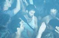 Watch: Der erste Trailer für Club Kid