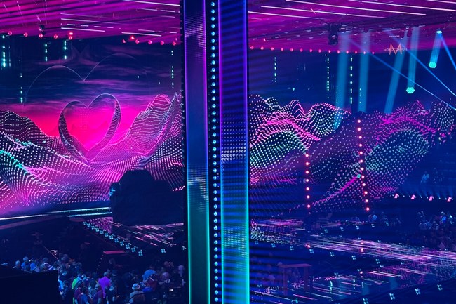 Watch: Der Eurovision läutet mit neuem Logo in Wien eine neue Ära ein
