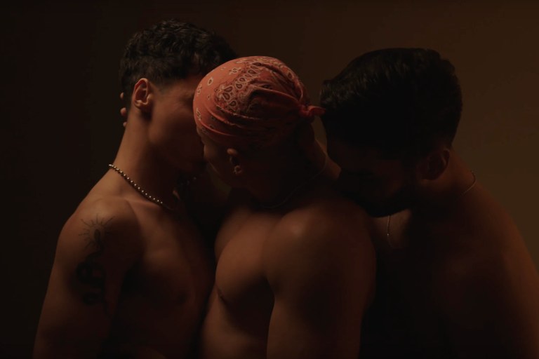 Watch: Die neue Latinx Queer Serie Strangelove...