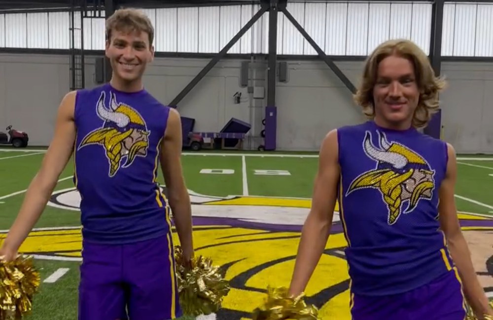 Watch: Diese beiden Male Cheerleader haben die perfekte Antwort auf Hasskommentare