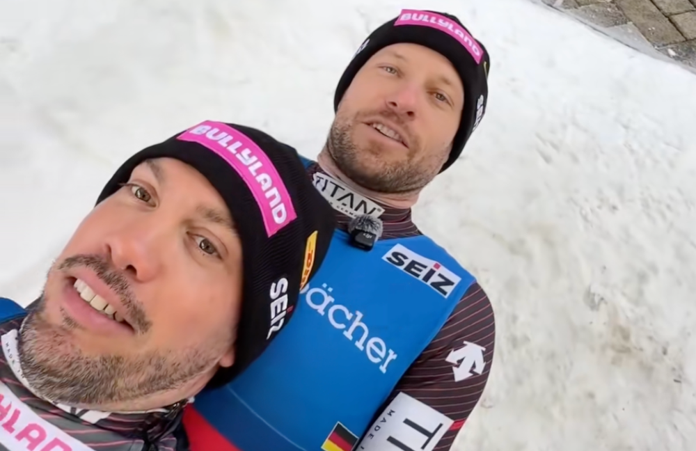 Watch: Diese beiden Olympia-Rodler über Bottoms, Tops, Holes, Straps usw. :)