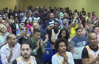 Watch: Diese Kirche in Brasilien wendet sich explizit an LGBTs