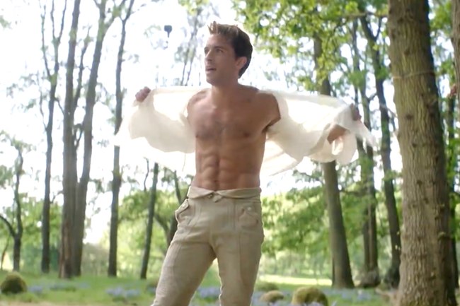 Watch: Diese sexy Szene hats nicht in den Wicked-Film geschafft