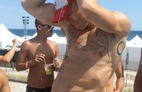 Watch: Doku über das queere Paradies: Finding Fire Island