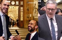 Watch: Ein Heiratsantrag im britischen Parlament und auch der Premier gratuliert...