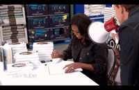 Watch: Ellen & Michelle Obama Go To Costco