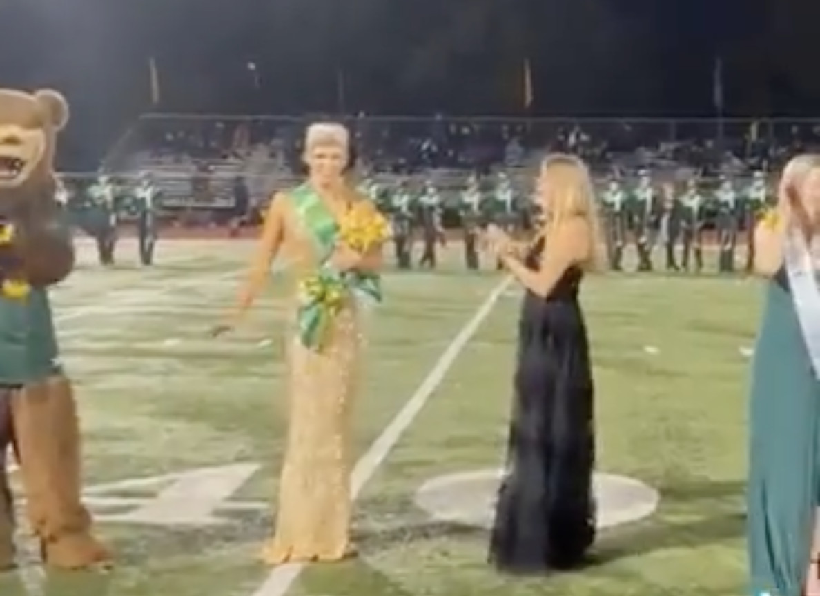 Watch Erste männliche Queen in Missouri — GAY.CH · Alles