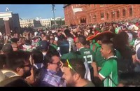 Watch: Fifa untersucht Anti-Gay-Gesänge der mexikanischen Fans