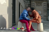 Watch: Gay Kisses aus indischem Film geschnitten